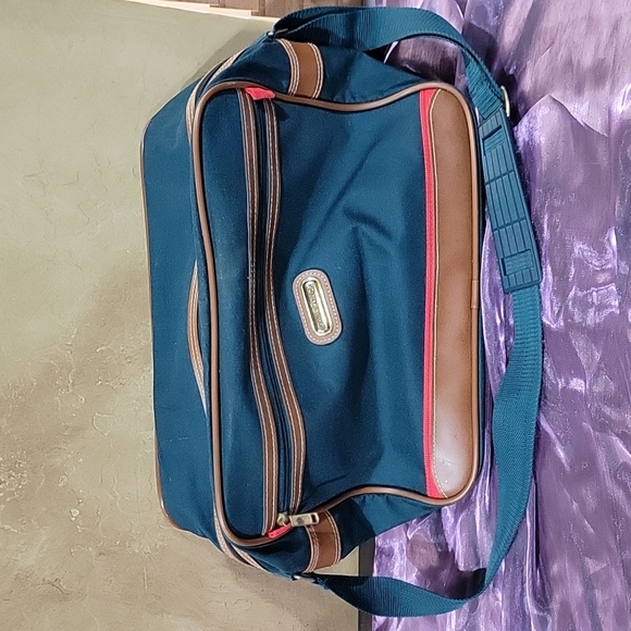 Jaguar Bags Vintage Jaguar Travel Bag Weekender Carryon Poshmark